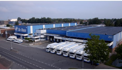 het pand van De Haan Verhuizingen in Alblasserdam