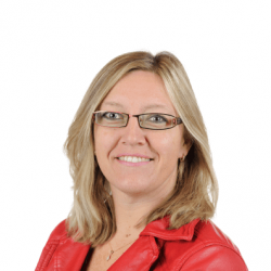 Linda Jacobs van den Hof 2020.jpg