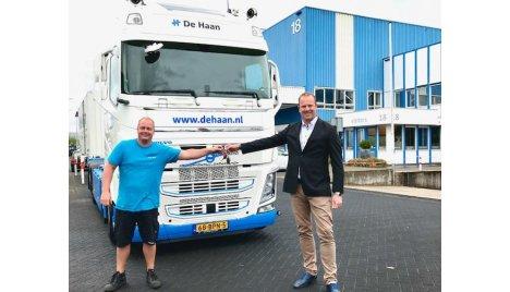 Martijn Zijlstra ontvangt sleutel Volvo op biodiesel-1